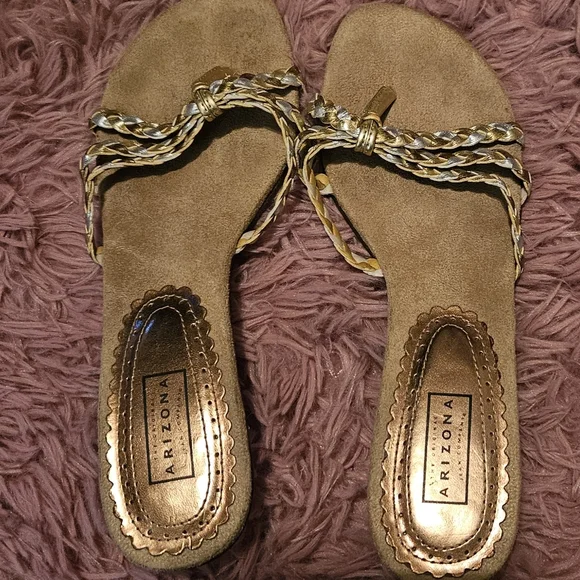 Elegant Beige Sandals with Braided Detail - Picture 3 of 3
